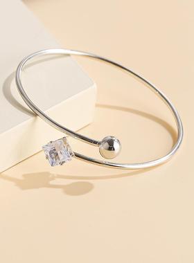 Open bracelet women手镯高级小众开 口设计镶钻方形时尚简约手镯