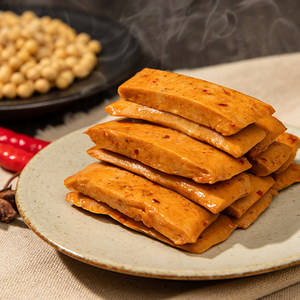 三只松鼠_Q弹豆干100g_辣味解馋辣条豆腐干豆干制品网红零食