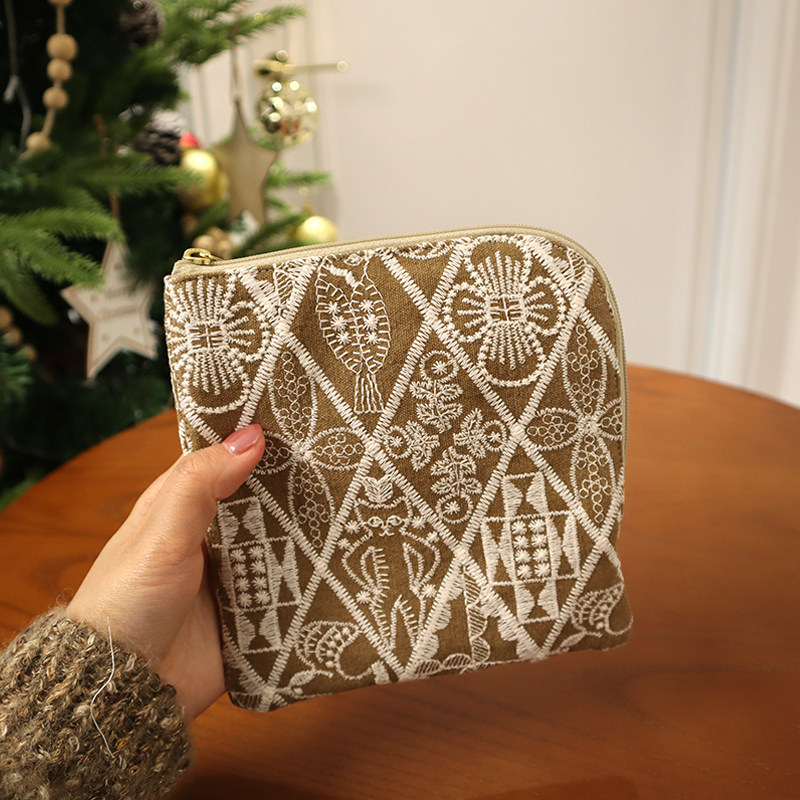 日系刺绣花朵L型拉链棉麻收纳包多功能化妆包零钱包耳机钥匙收纳,淘宝优惠券,粉丝福利购,淘宝优惠卷