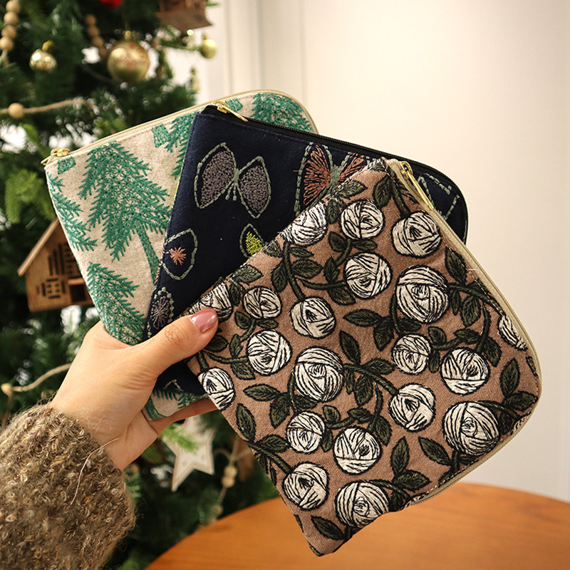 日系刺绣花朵L型拉链棉麻收纳包多功能化妆包零钱包耳机钥匙收纳,淘宝优惠券,粉丝福利购,淘宝优惠卷