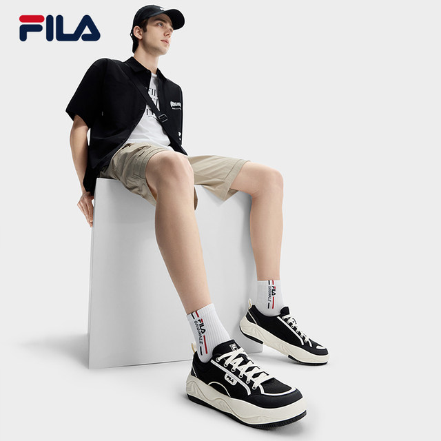 ເກີບຜ້າໃບ retro ຂອງຜູ້ຊາຍ FILA