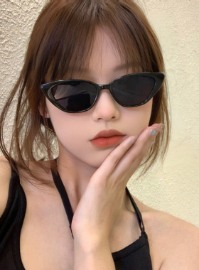 太阳眼镜成人穿搭时尚可爱女生欧美风猫眼墨镜出游个性防晒太阳镜