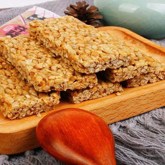 Melon seed kernel crispy sunflower seed original cake whole box small package 5 Jin Jin equals 0.5 kg bagged nostalgic leisure snacks sugar New Year goods