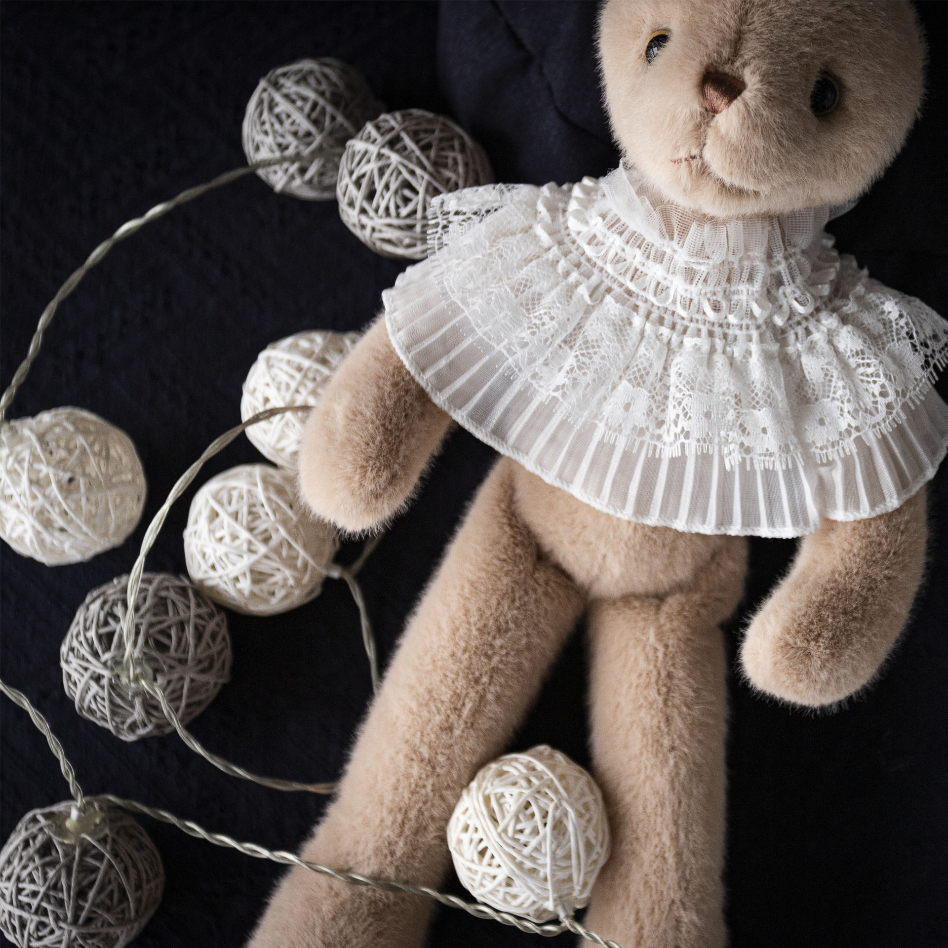 dabron原创设计品牌蕾丝领兔子玩偶送女孩伴手礼物小娃娃公仔 - 图1