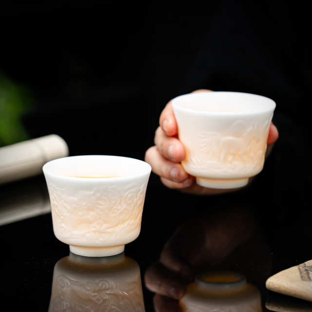 High-end ice-seed mutton-fat jade master cup, high-end ceramic male and female pairing cup, personal tea cup, Kung Fu tea set