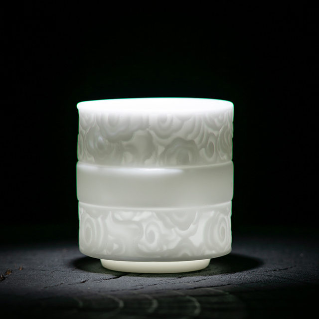 High-end ice-seed mutton-fat jade Kung Fu tea cup for men, high-end personal ceramic white porcelain master cup for tea tasting single cup
