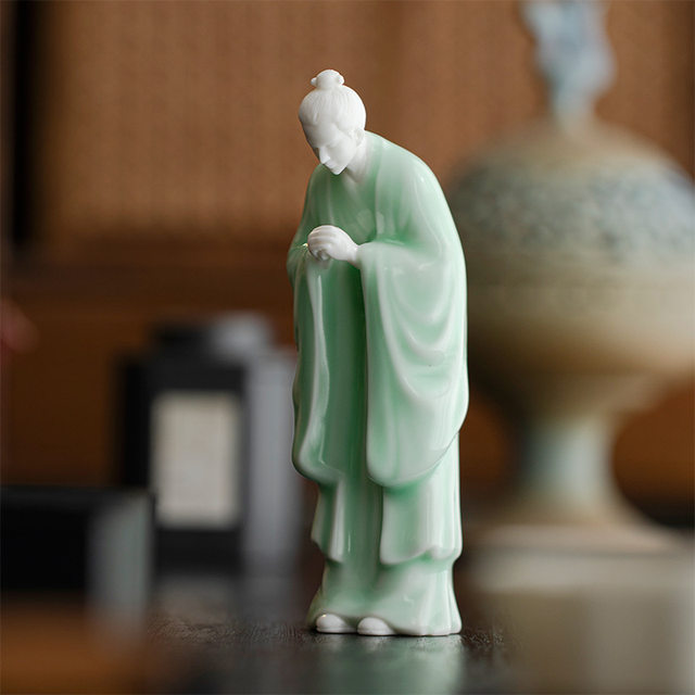 Chinese Zen little Taoist ceramic hand-made tea room table decoration ornaments tea ceremony tea pet boutique can raise crafts
