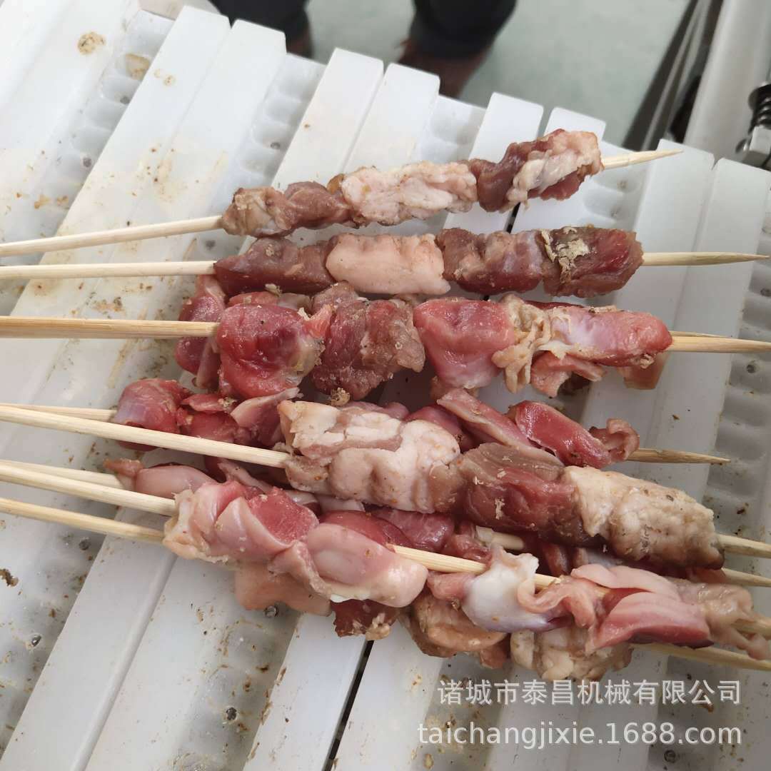 肉串穿串机全自动商用五花肉马步鱼肉类烧烤肉串穿串机器设备 - 图2