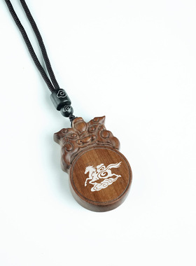 枣木镶银挂件丙午马年挂饰雕刻貔貅车挂定制无事牌本命年道家饰品