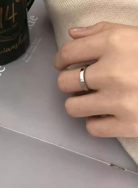 钛钢戒指轻奢小众潮素圈