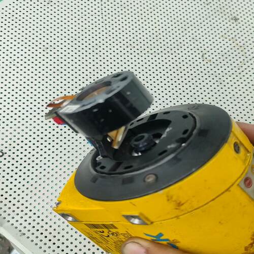 SICK西克S30B-2011BA ，当配件玩吧，图 - 图1