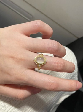 浪漫传说复古嫩绿色戒指女