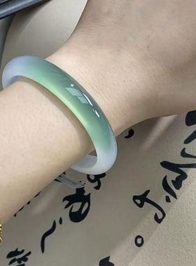 带证书 特级半山半水天然玛瑙玉髓冰种冰透平安玉镯渐变浅绿手镯