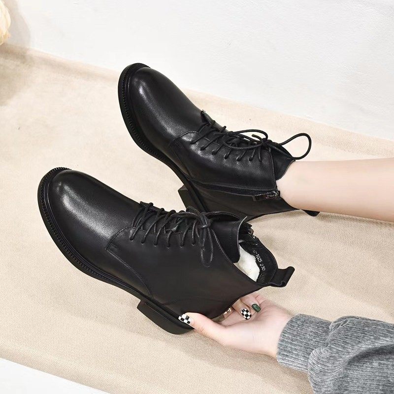 真皮低跟短靴女妈妈冬季新款平底系带羊毛棉皮鞋大码马丁靴41-43,淘宝优惠券,粉丝福利购,淘宝优惠卷