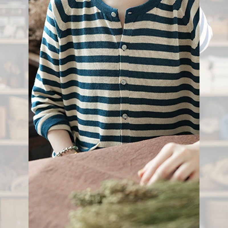 条纹高级感长袖针织开衫条纹秋季新款女独特别致小众百搭上衣毛衣,淘宝优惠券,粉丝福利购,淘宝优惠卷