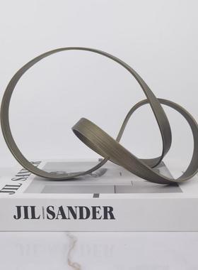 现代轻奢几何样板房金属摆件家居艺术摆件客厅卧室书房软装饰品