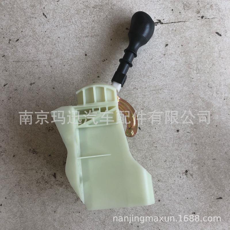 依维柯后稳定杆后平衡杆支架吊耳稳定杆螺丝衬套加装组件 - 图1