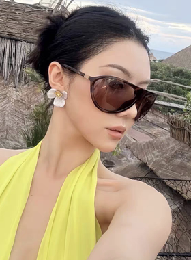 3分月光高级感墨镜时髦辣妹新款骑行太阳眼镜开车太阳镜凹造型女