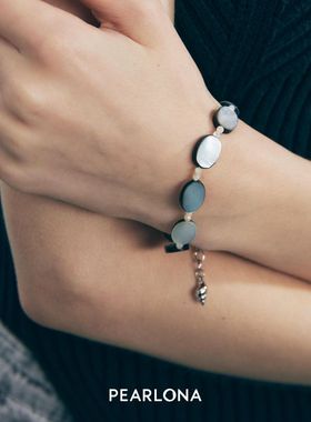 PEARLONA海水黑手链时尚百搭