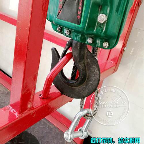 手动吊篮1.6T手压葫芦高空作业建筑桥梁外墙幕墙装修手板起重吊篮 - 图1