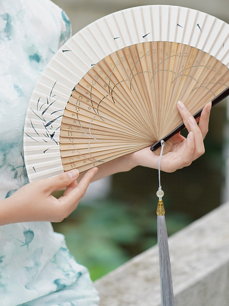 女式高级折扇女素雅扇子中国风旗袍走秀折叠扇古风汉服舞蹈复古小-图1