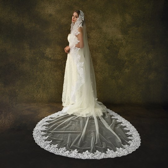 曼真长款拖尾新娘头纱无发梳蕾丝贴花奢华优雅大教堂欧式婚礼V68