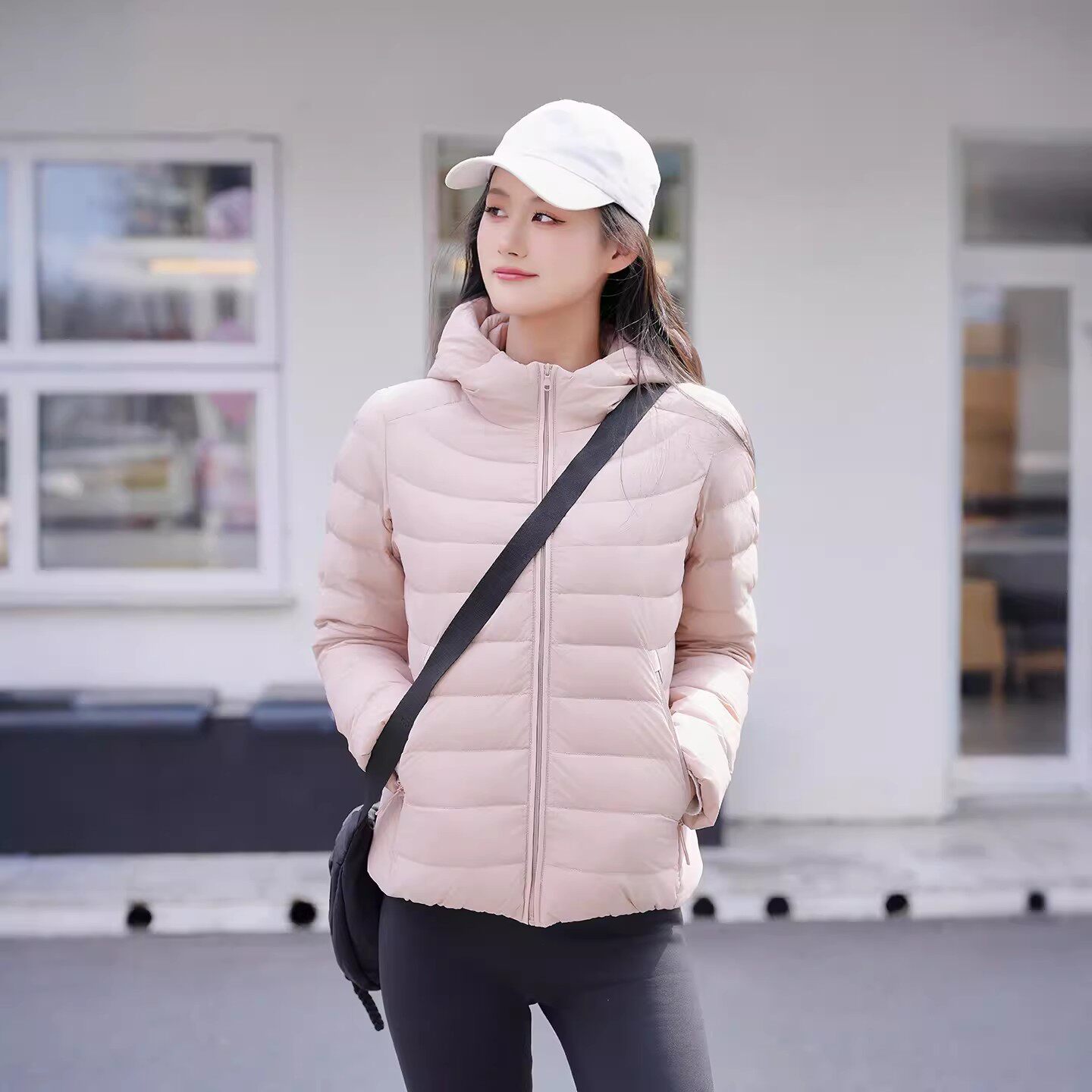 【爆款】坦博尔轻薄羽绒服女款冬季时尚短款连帽休闲好看修身外套