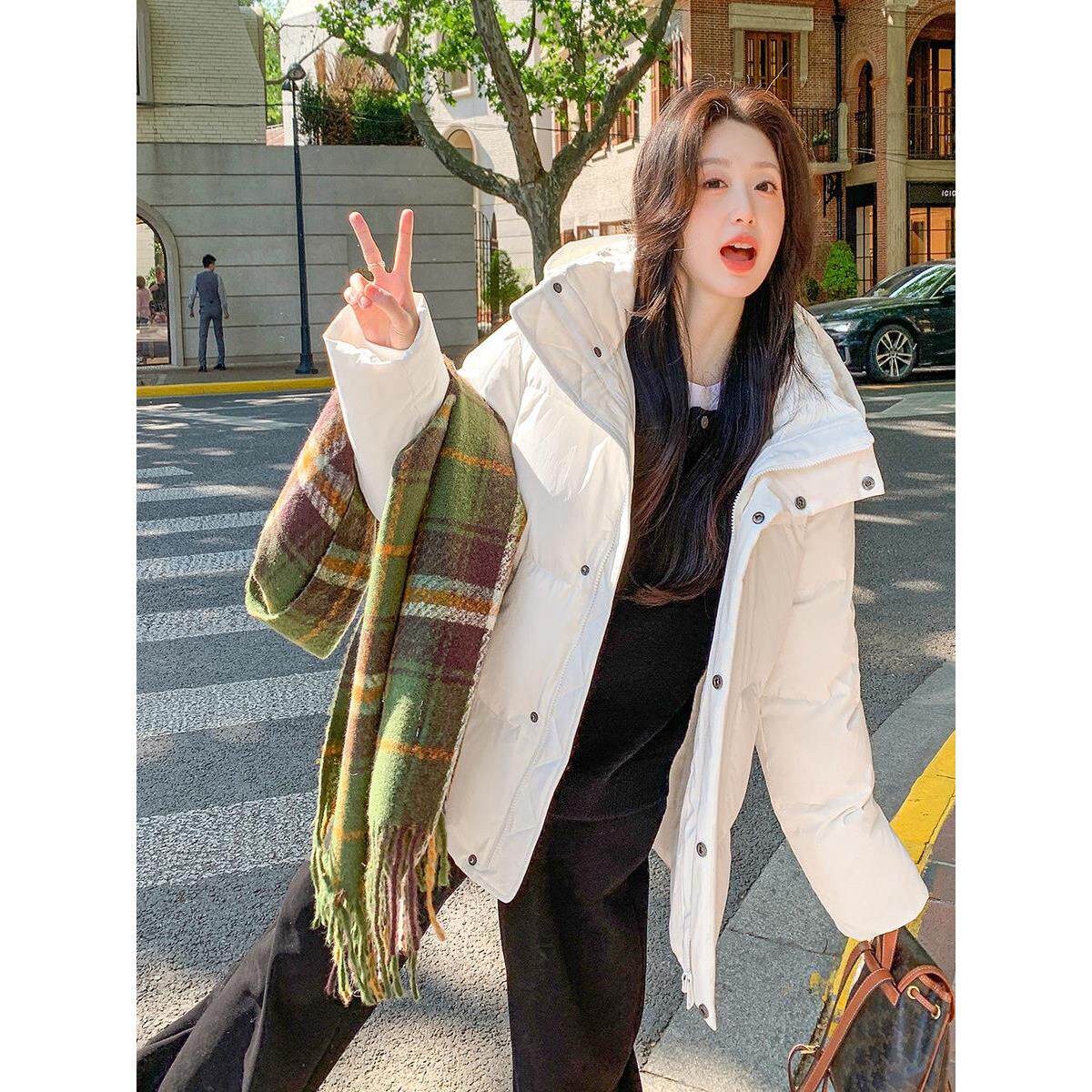 MM明摩女装短款羽绒服女冬小个子宽松加厚90白鸭绒外套官方旗舰店 - 图2