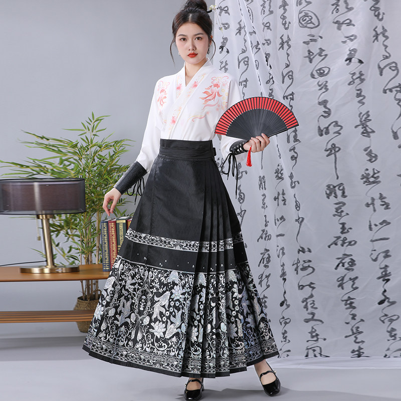 雪莲乐【锦鱼池】原创螺钿马面裙套装明制汉服男新中式男装黑色夏,淘宝优惠券,粉丝福利购,淘宝优惠卷