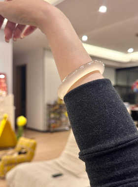 天然冰种白月光玉镯高冰玛瑙手镯