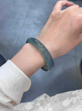 天然高冰玛瑙玉髓冰种手镯女显白