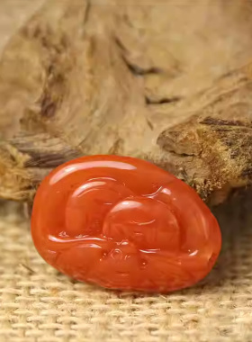 云南保山南红玛瑙蝙蝠衔钱挂件