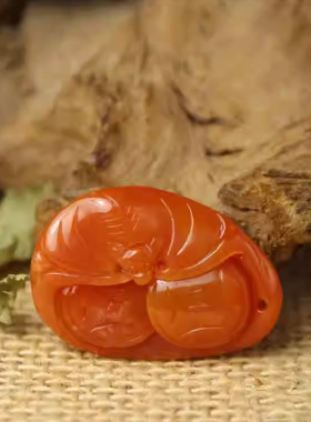 云南保山南红玛瑙蝙蝠衔钱挂件