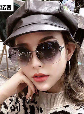 大框墨镜女韩版潮无框水晶切边太阳眼镜女士镶钻太阳镜圆脸大脸显