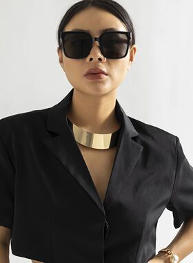 Exaggerated Chunky Metal Wire Torques Choker Necklace Women