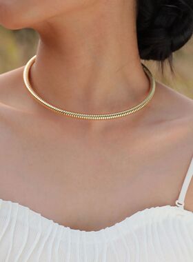 Vnox Cool Exaggerated Snake Bone Choker Necklaces for Women