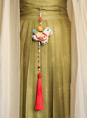 红色喜庆过马年腰间禁步挂件古风刺绣小马上有钱吊坠流苏汉服饰品