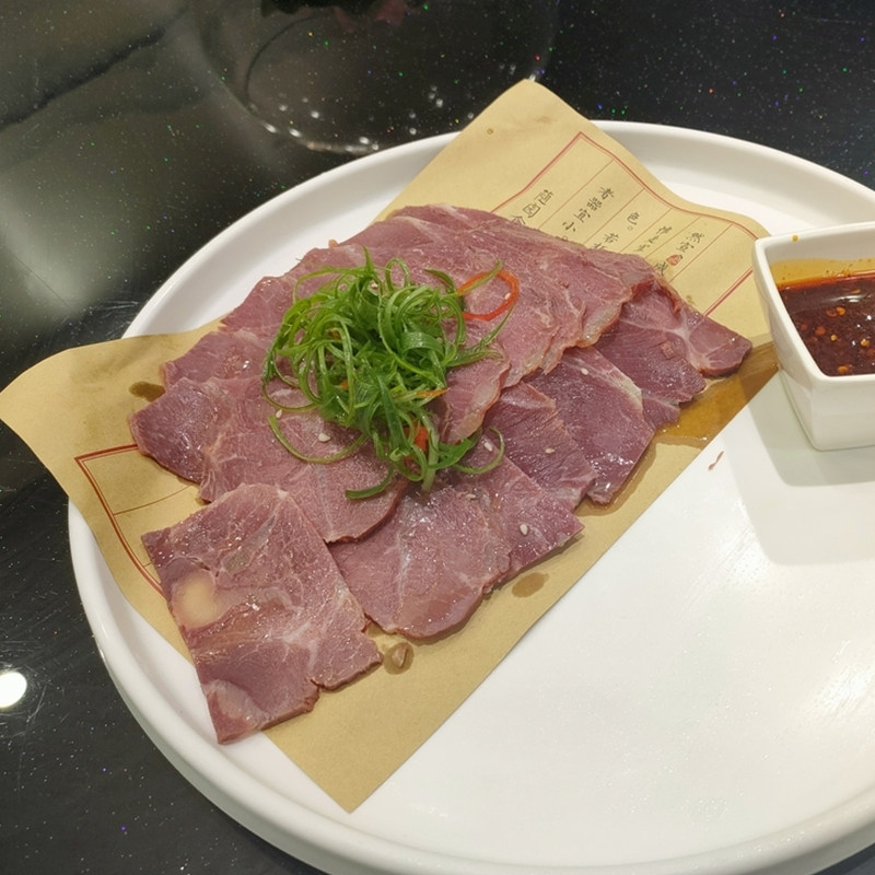 春花邱食酱牛肉清真食品开袋加热即食牛肉300g*3袋