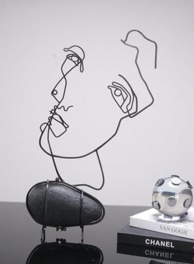 现代简约欧式轻奢黑色抽象人物摆件样板房售楼处书房客厅软装饰品