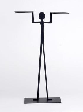 简约金属几何线条抽象创意人物托寄摆件样板房客厅香薰蜡烛台饰品