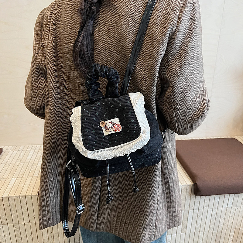 潮流百搭高颜值少女风迷你包包女2025秋冬新款洋气复古外出双肩包,淘宝优惠券,粉丝福利购,淘宝优惠卷