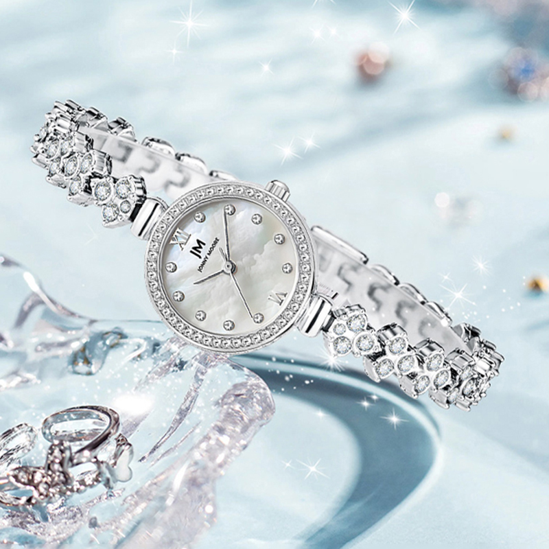 DOM腕表 坚守139道生产工序 镶钻孔雀绿石英女士腕表G-1279G s