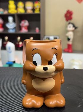 创意汤姆杰瑞卡通笔筒可爱桌面收纳盒办公室学生文具盒摆件