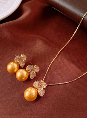 电镀花朵轻奢vintage项链百搭吊坠中古项饰优雅18k毛衣链珍珠真金