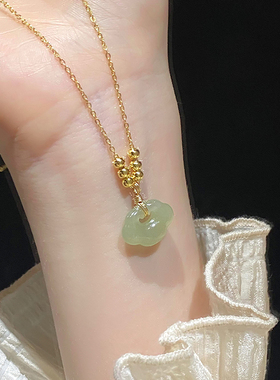 Bluehour天然和田玉项链女轻奢小众祥云吊坠平安锁母亲节礼物