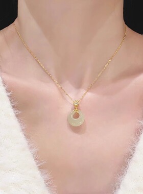 Bluehour龙年本命年平安扣项链女纯银轻奢小众和田玉锁骨链礼物