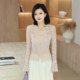 ເສື້ອຢືດ lace embroidered ຄໍ V-neck ຫນັກ slimming ເທິງ