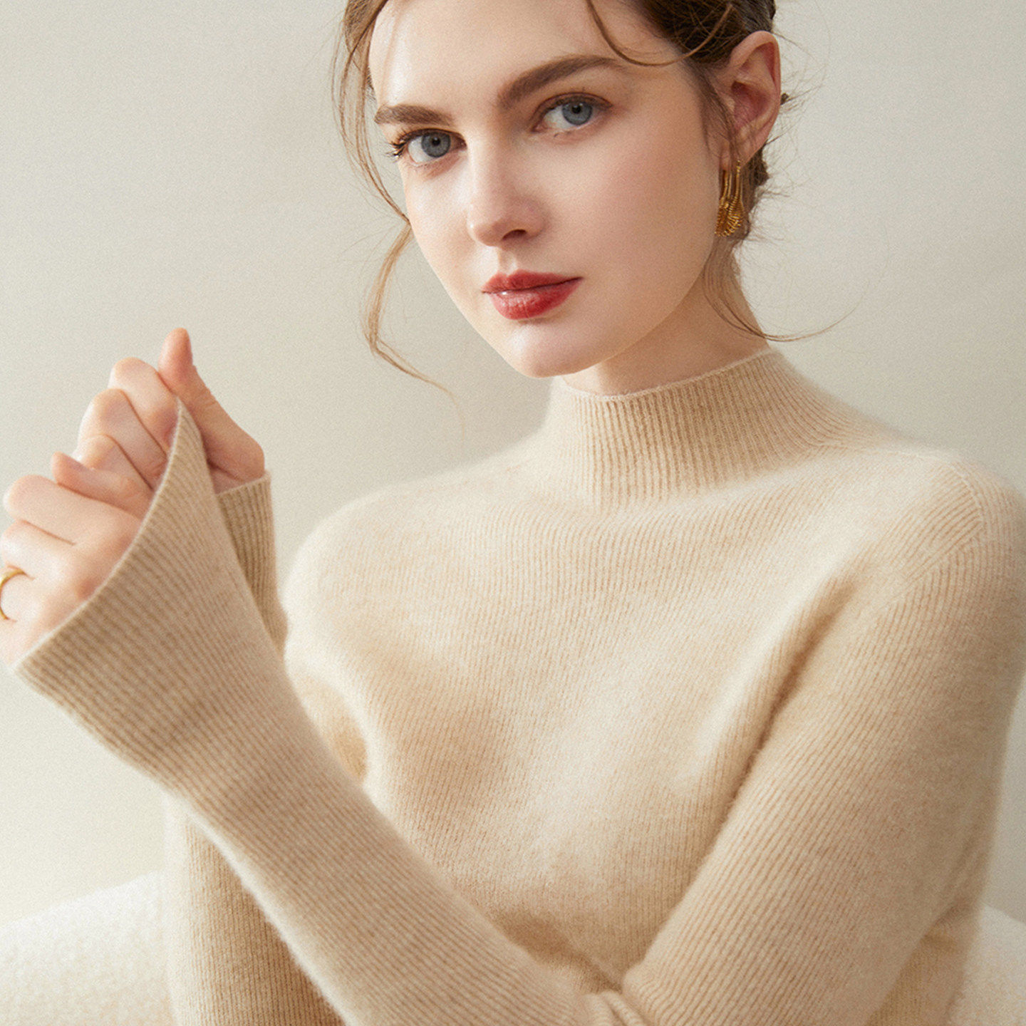 可机洗无缝半高领100%纯羊绒衫女内搭修身白色毛衣秋冬羊毛打底衫,淘宝优惠券,粉丝福利购,淘宝优惠卷