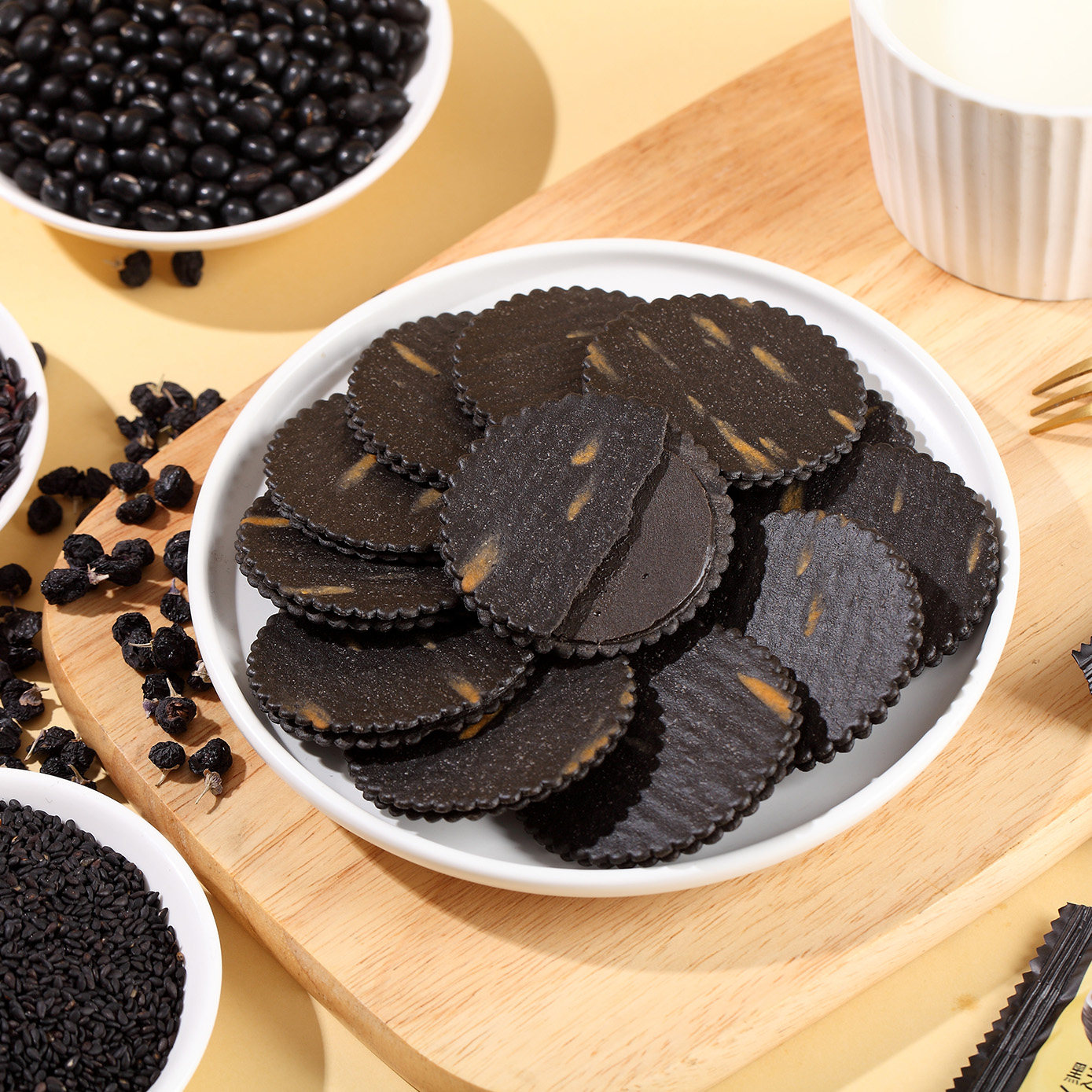 古巷尾黑八臻芝麻酱夹心薄脆饼干308g独立包装，ole同款健康零食