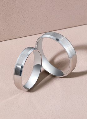 周六福素圈情侣戒日常通勤